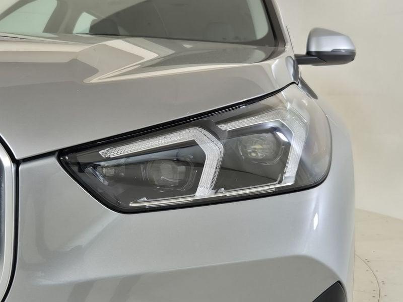 BMW X1 U11 xdrive23i mhev 48V X-Line auto