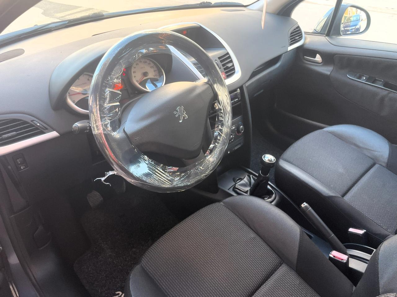 Peugeot 207 1.4 HDi 70CV FAP 5p. X Line