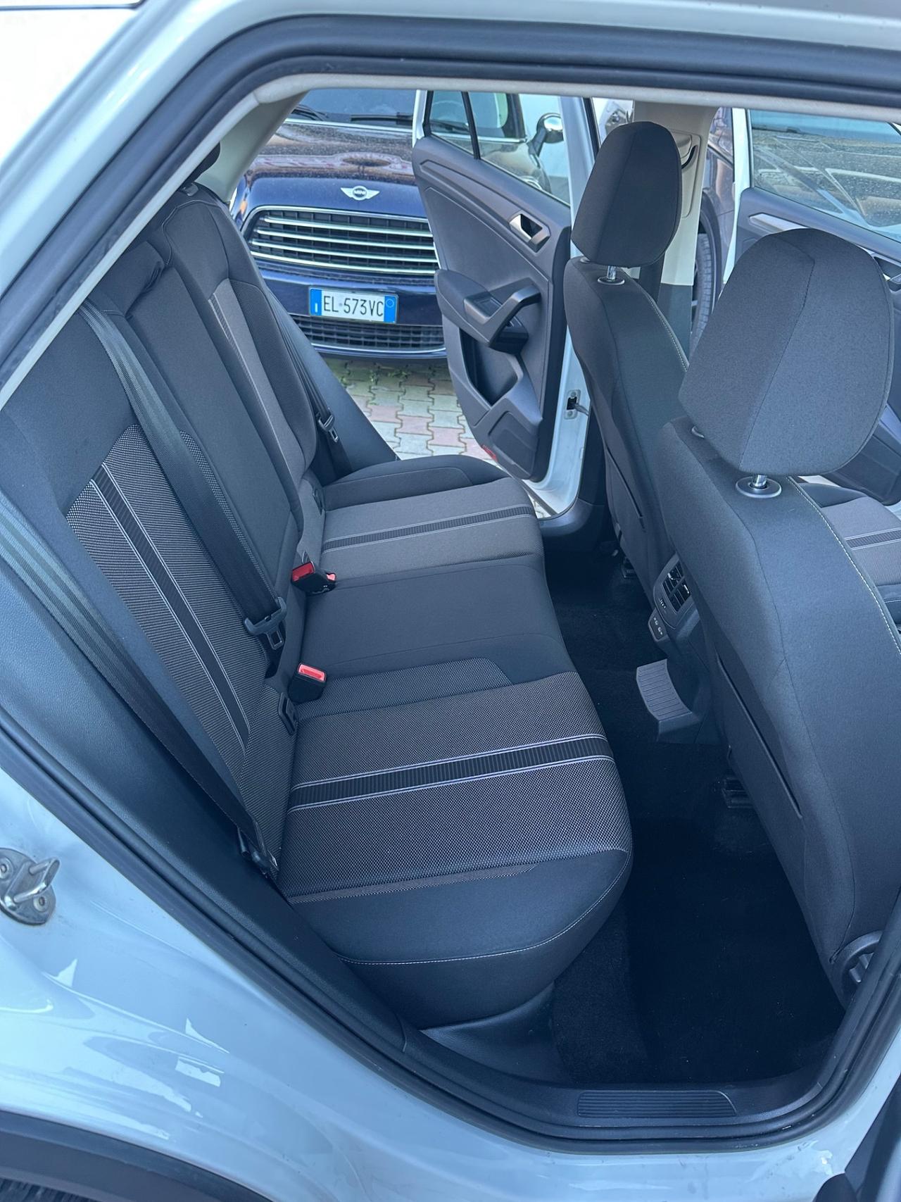 Volkswagen T-Roc 1.0 TSI Business BlueMotion Technology