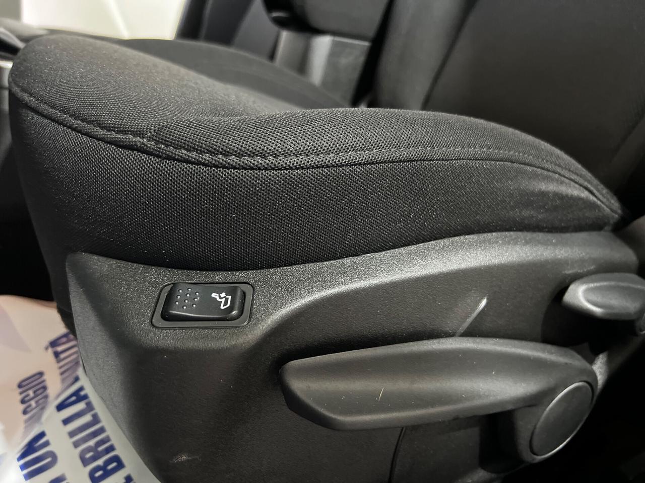 Jeep Renegade 1.6 Mjt DDCT 120 CV Night Eagle