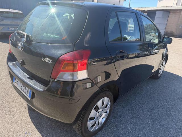 TOYOTA Yaris 1.0 5p Sol senza nessun lavoro da fare