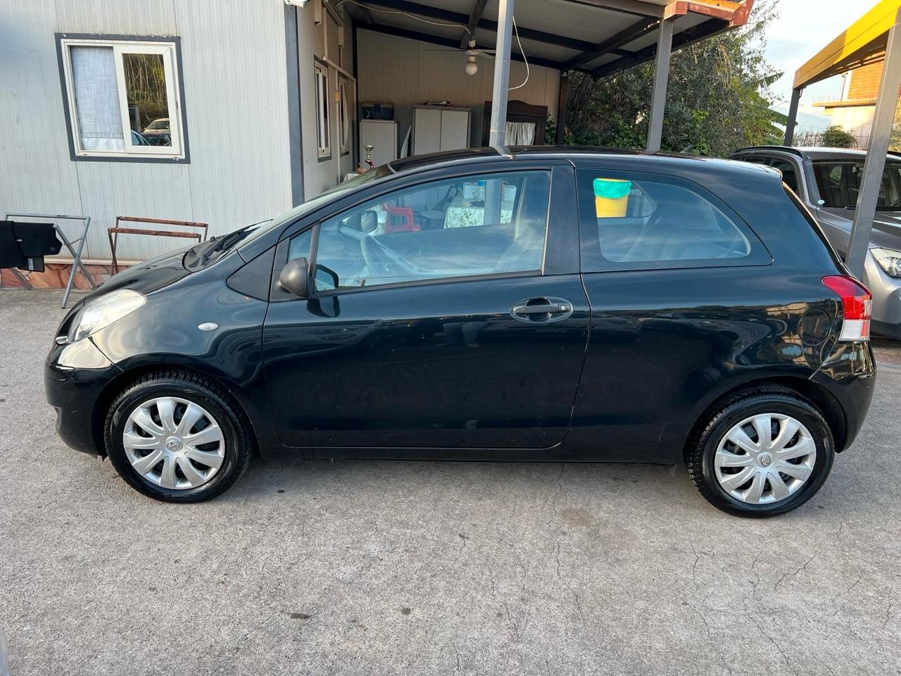 Toyota Yaris 1.4 D-4D DPF 3 porte KM 191MILA