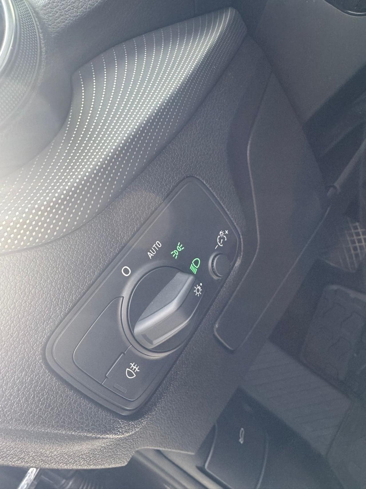 Audi Q2 30 TDI S tronic line Edition