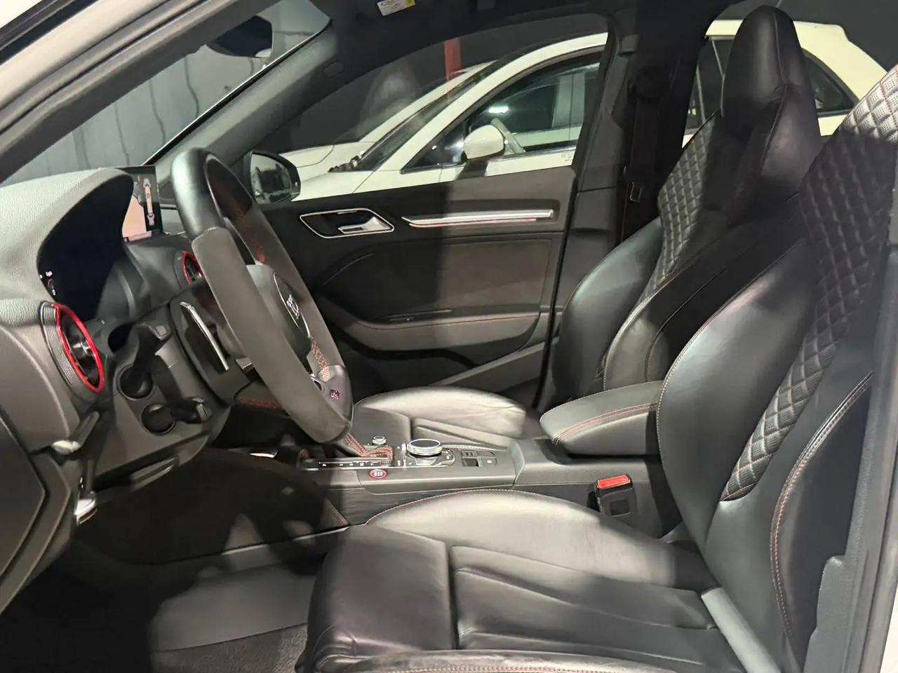 Audi A3 RS3 Sportback 2.5 tfsi quattro s-tronic ABT A