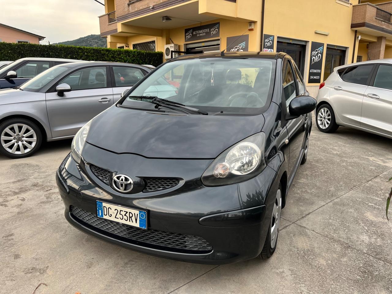 Toyota Aygo 1.0 12V VVT-i 5 porte Sol