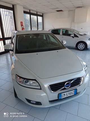 Volvo V50 D2 Polar