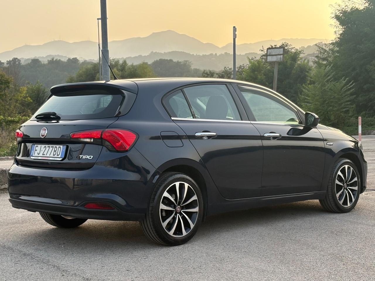 Fiat Tipo 1.6 MULTIJET 120CV S&S 5Porte Lounge LED