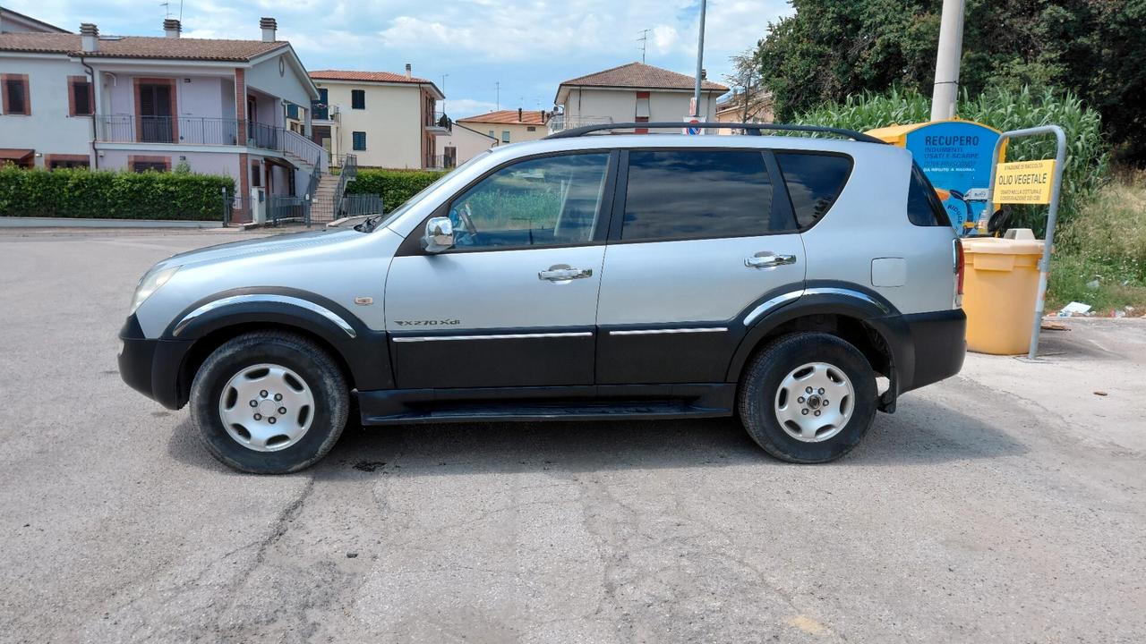 Ssangyong REXTON 2.7 XDi cat Premium 2 TOD