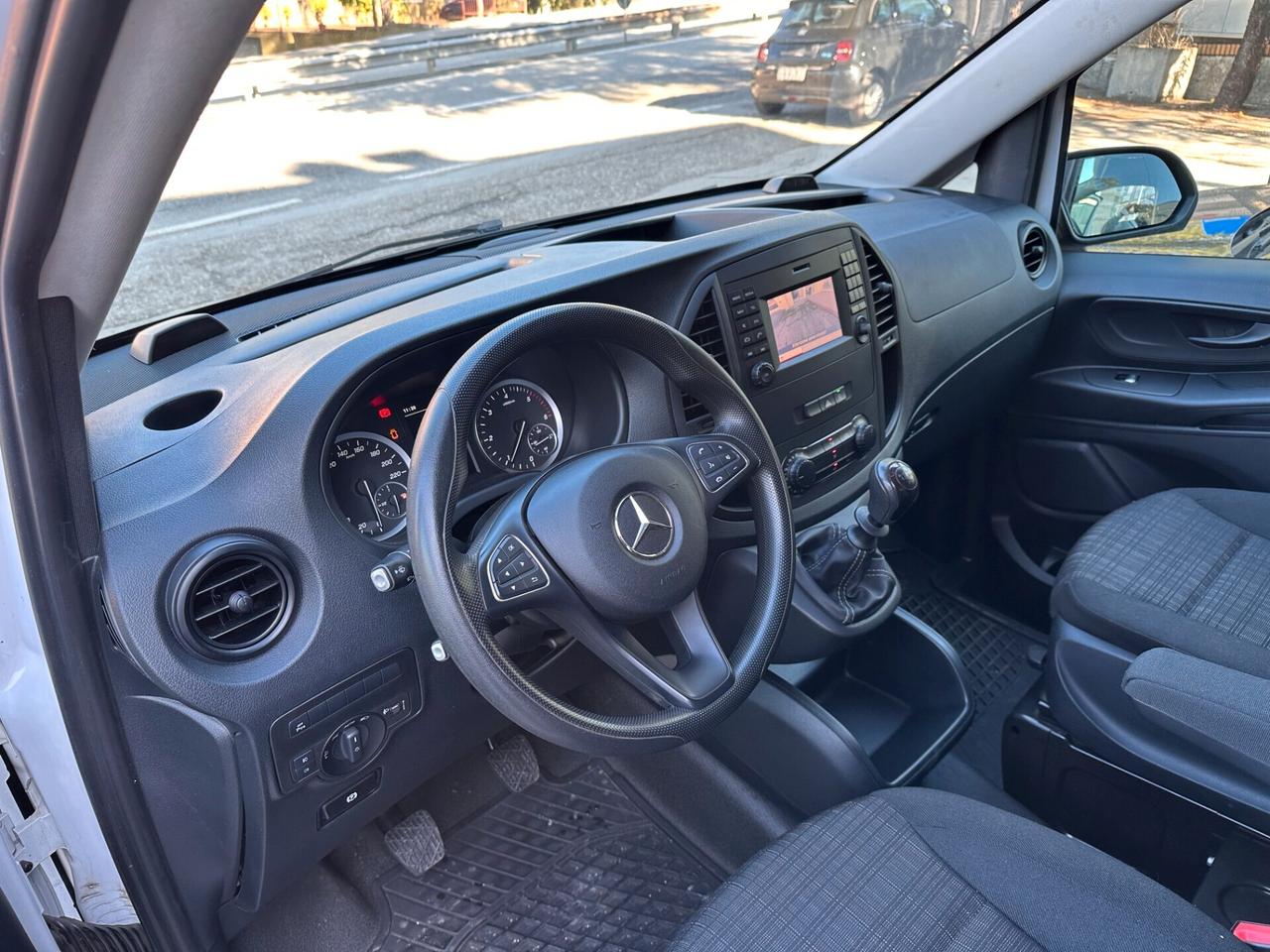 Mercedes Benz Vito Kasten 114 CDI _ Extralang