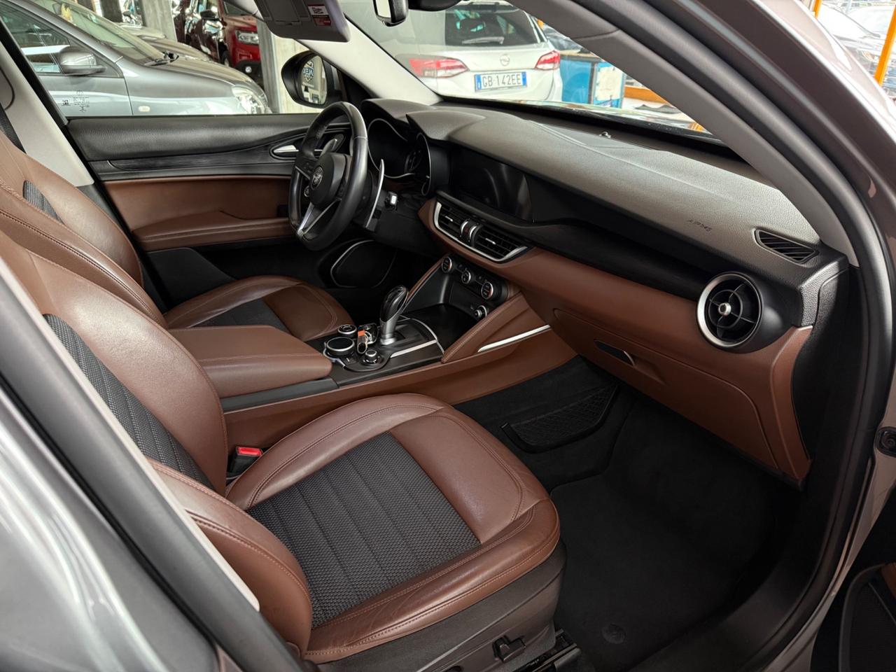 Alfa Romeo Stelvio 2.2 Turbodiesel 180Cv E6