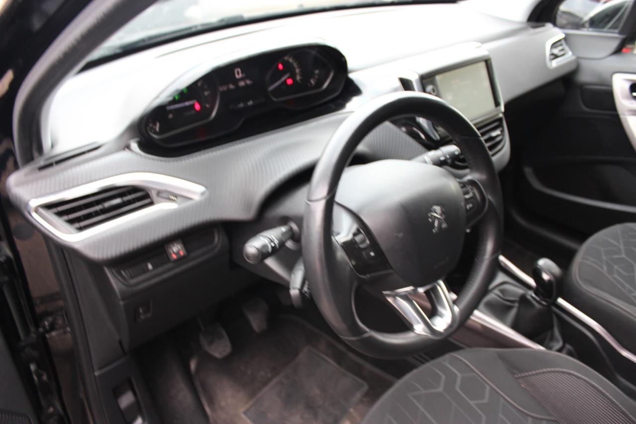 Peugeot 2008 PURE TECH 82 CV ALLURE
