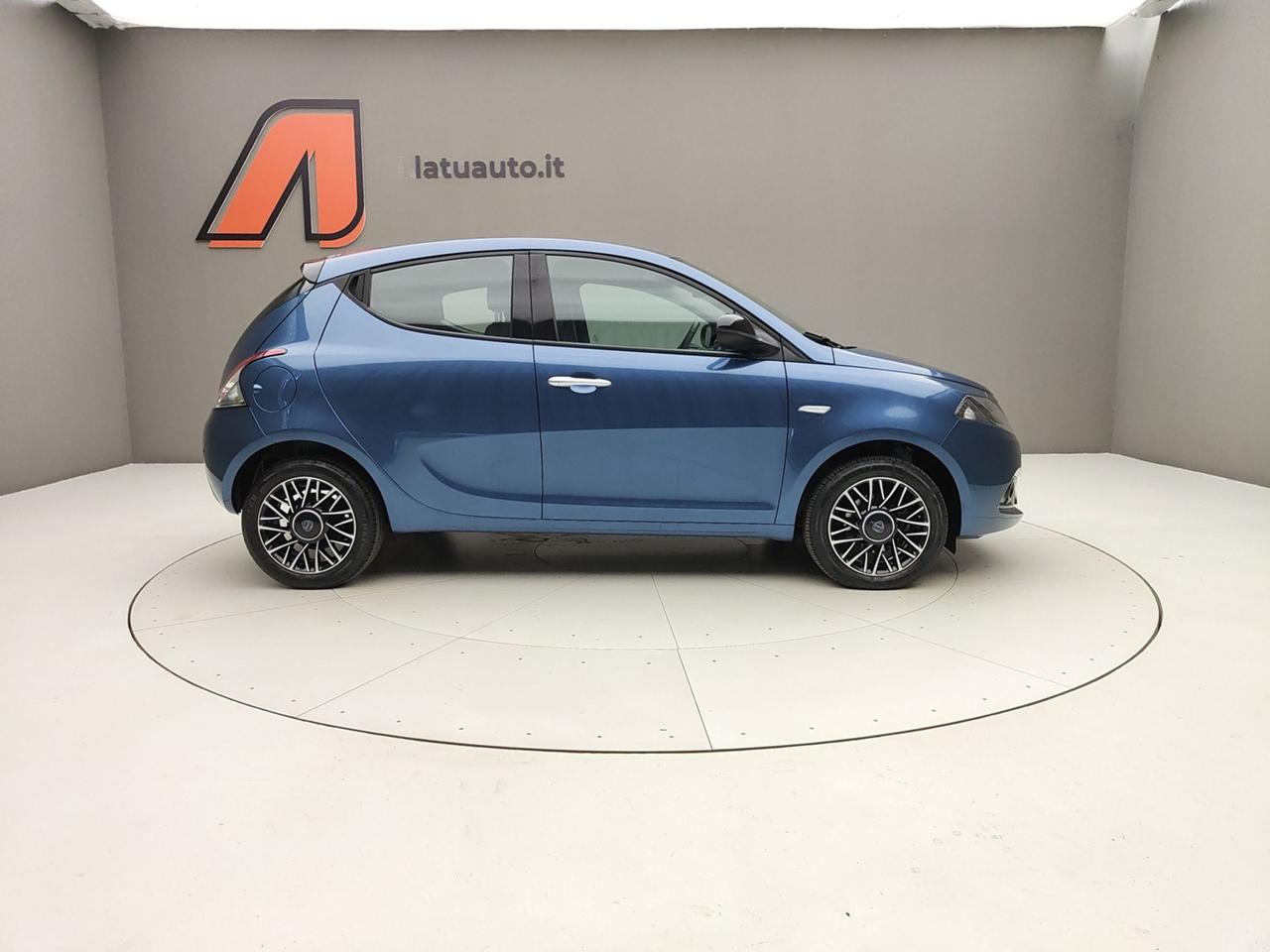 LANCIA Ypsilon III 2021 1.0 70CV HYBRID PLATINO