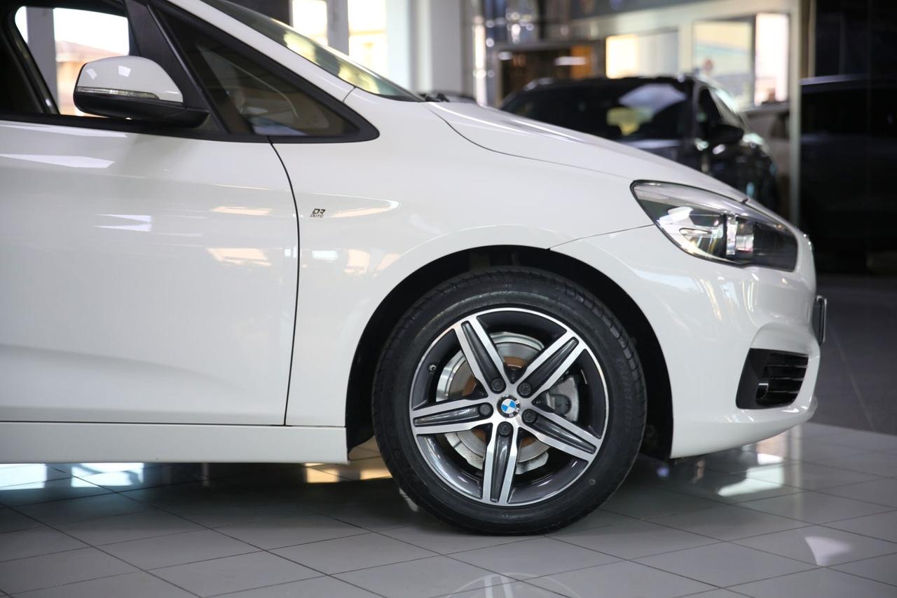 BMW 218d Active Tourer Sport