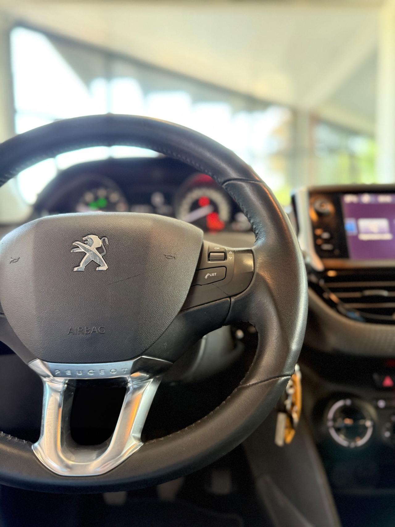 Peugeot 2008 1.6 BHdi 100cv Allure 02/2017 Euro 6B Neopatentati