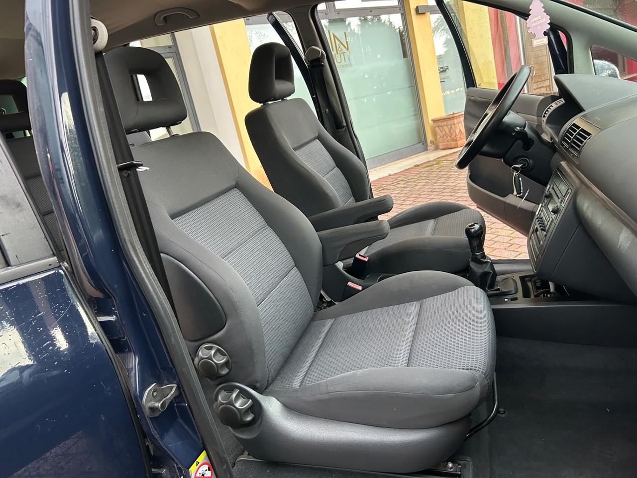 Volkswagen Sharan 2.0 TDI 103 kw