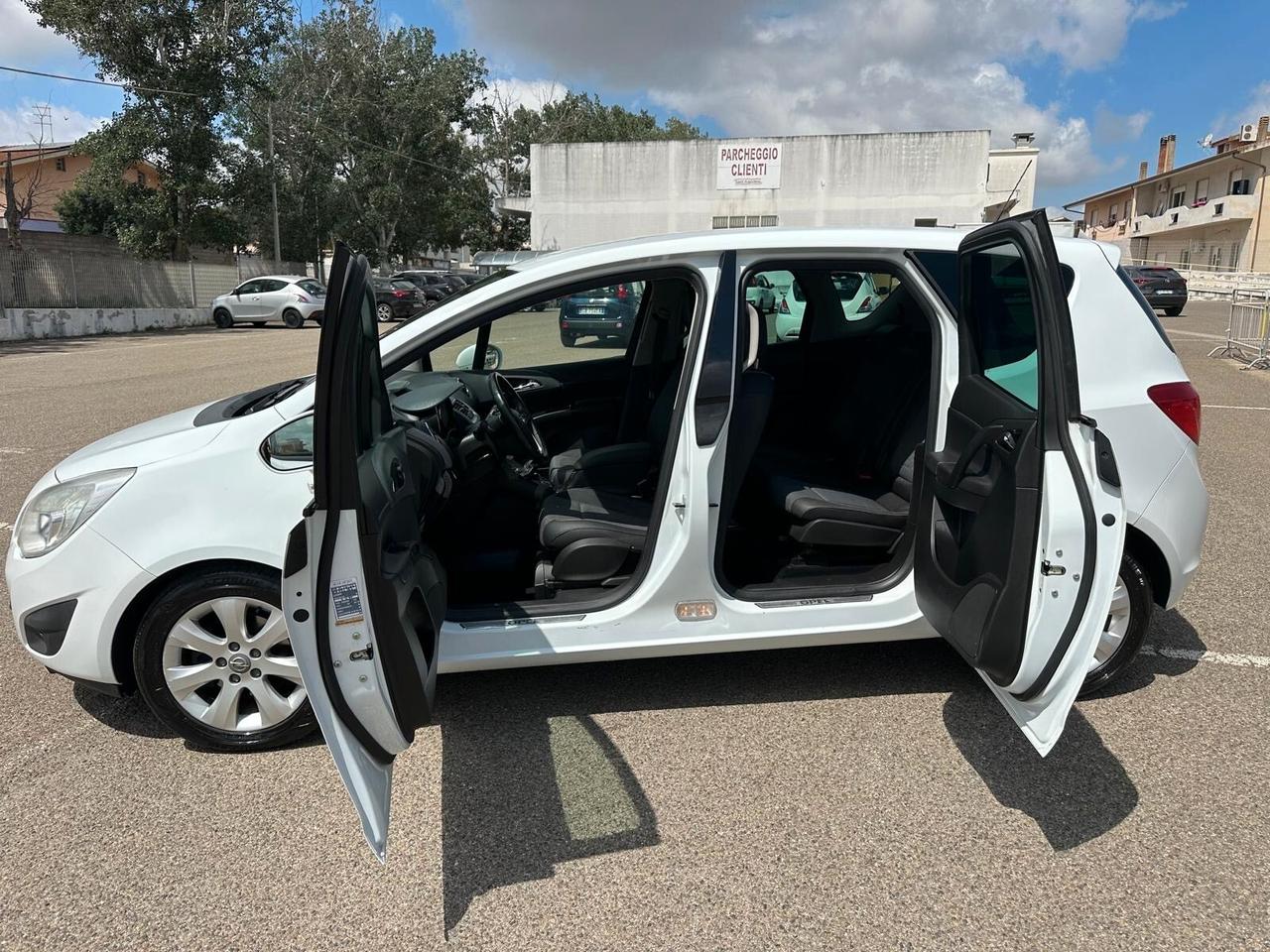 Opel Meriva 1.3 CDTI 95CV ecoFLEX Cosmo