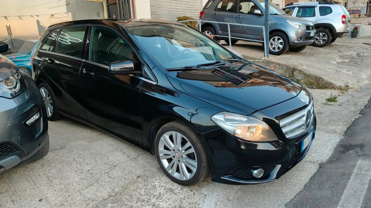 Mercedes-benz B 180 CDI Premium