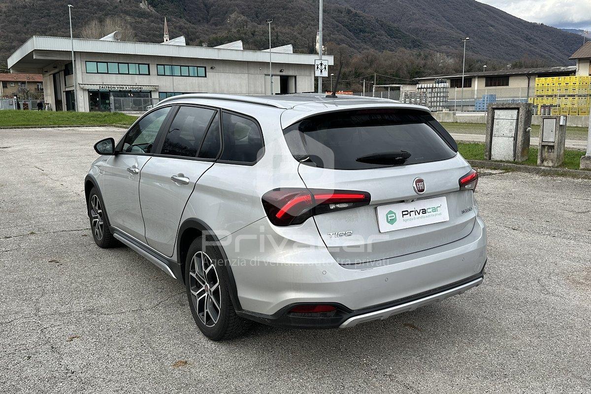 FIAT Tipo 1.5 Hybrid DCT SW Cross