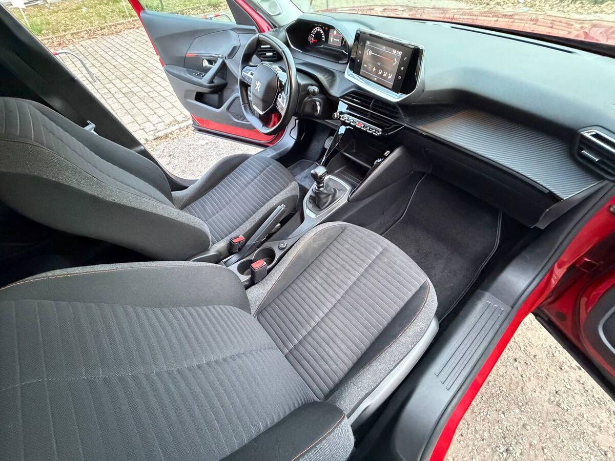 Peugeot 2008 1.2 Active s&s 130cv CINGHIA SOSTITUITA !