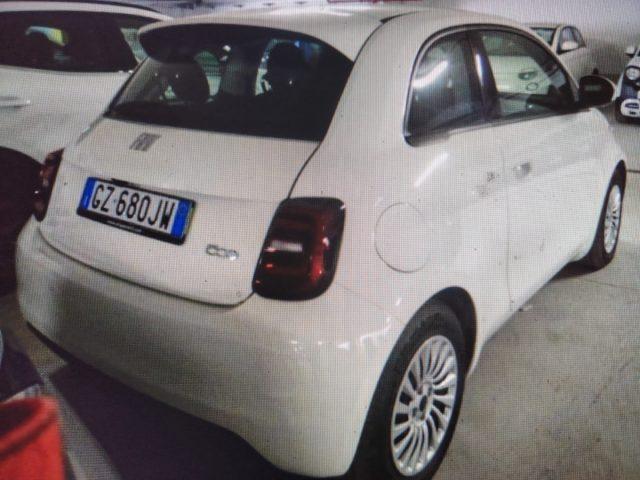 FIAT 500e Berlina 190km