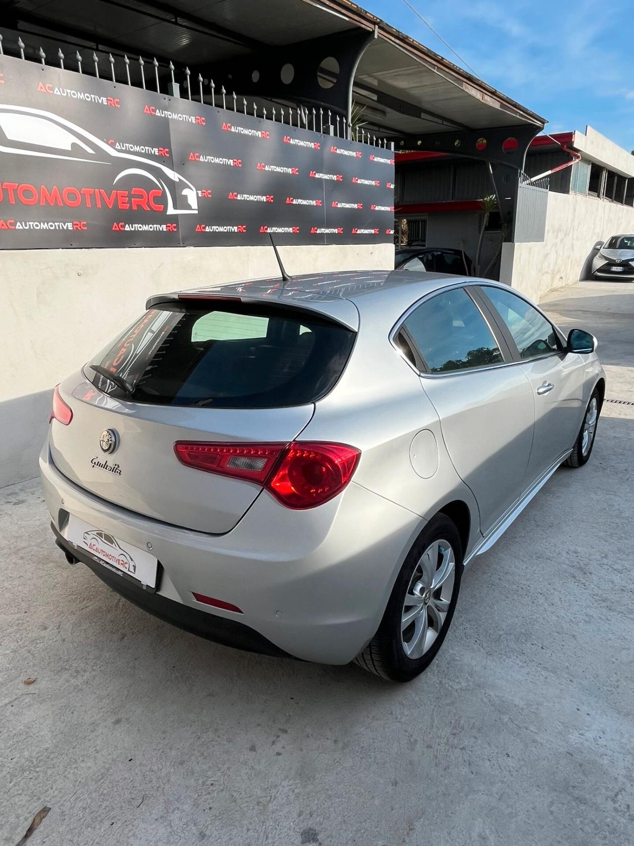 Alfa Romeo Giulietta 1.6 JTDm-2 105 CV Distinctive