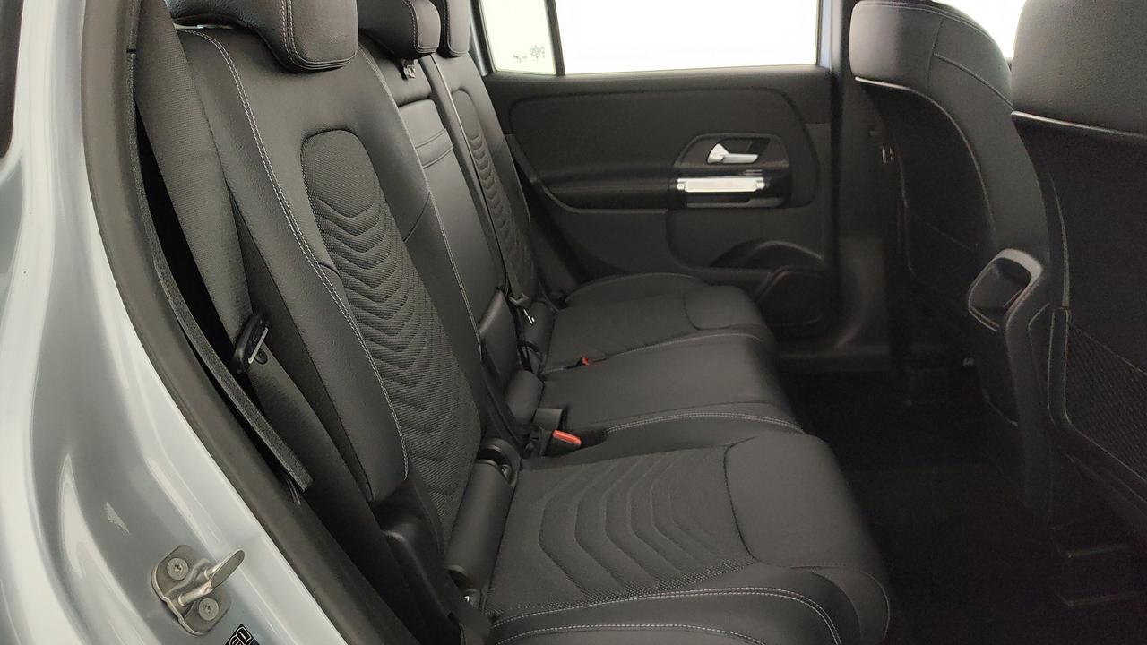 Mercedes-Benz GLB 180 d Progressive Advanced auto