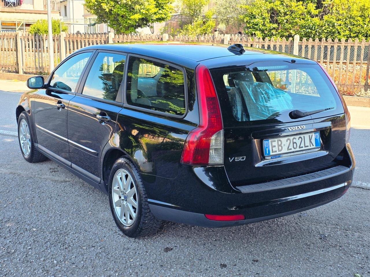 Volvo V50 2.0 D 6 MARCE - INTERNI IN PELLE
