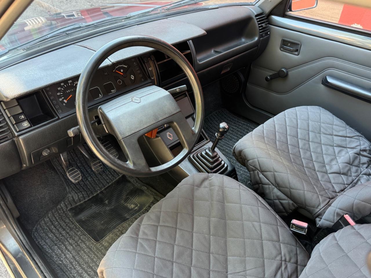 Renault R 11 1.2i 54cv Broadway Asi Unico Prop