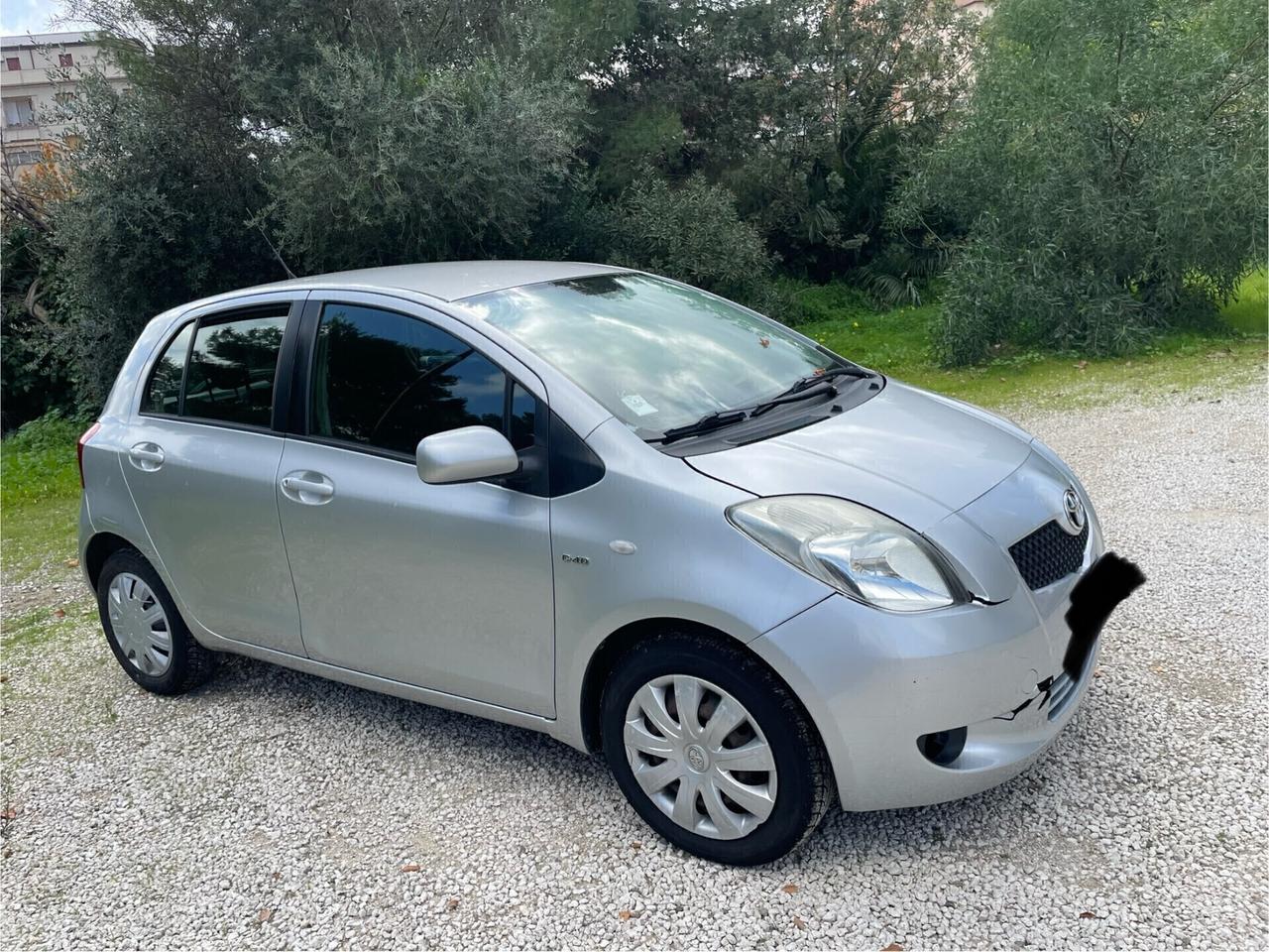 Toyota Yaris 1.4 D-4D 5 porte Sol