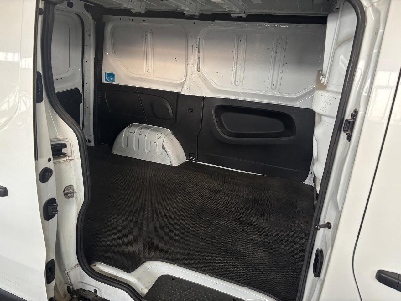 Opel Vivaro 1.6 CDTI 89KW 120CV Furgone Edition