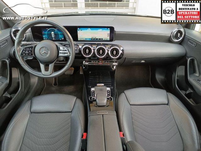 MERCEDES-BENZ A 180 d Automatic Business