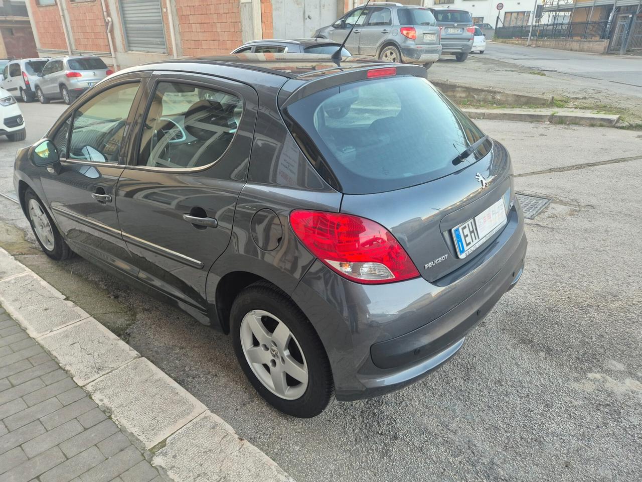 PEUGEOT 207 1.4 HDI 70 CV MOLTO BELLA KM CERTIF