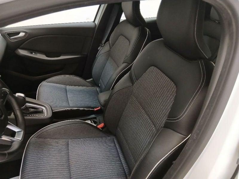 Renault Clio 1.6 E-Tech hybrid Intens 140cv auto my21