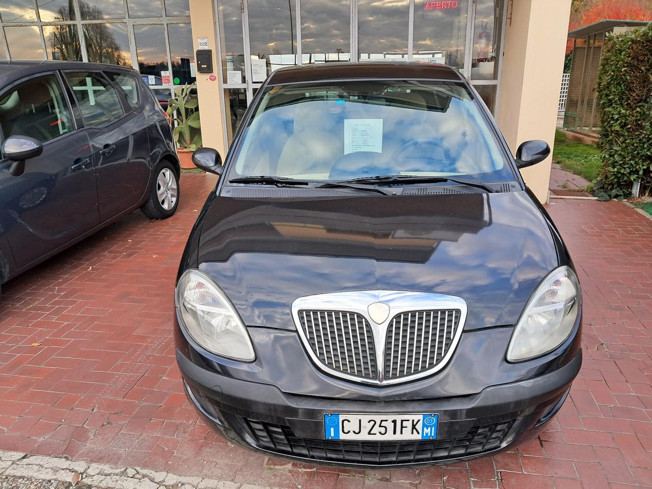 Lancia Ypsilon 1.2 Argento