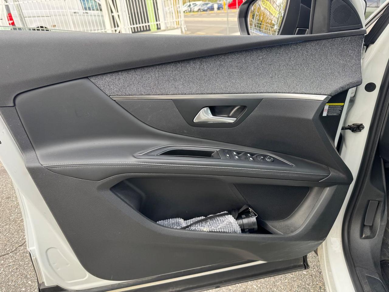 Peugeot 5008 1.5 Blue HDI 130 Allure 7 Posti #7721