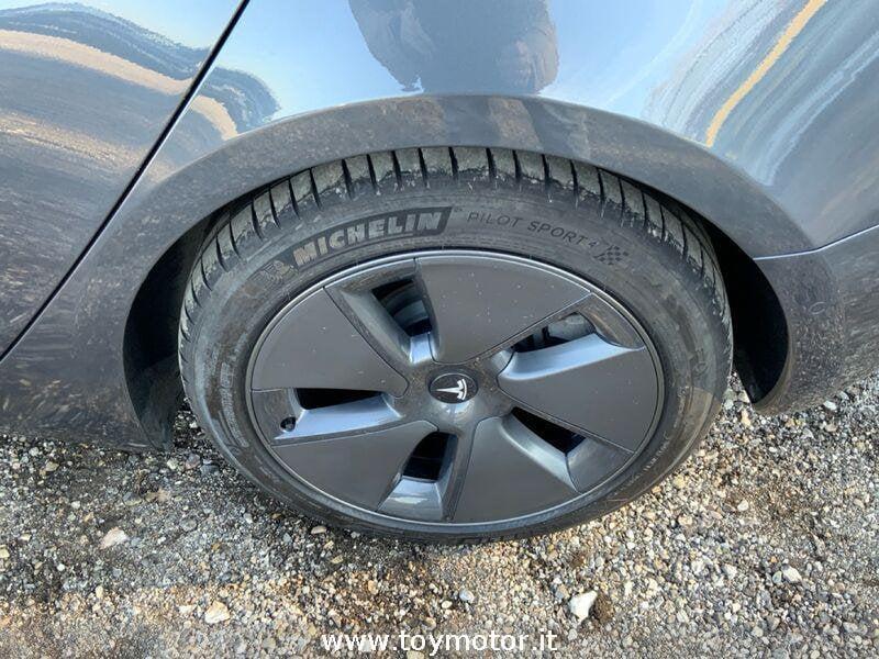 Tesla Model 3 Standard RWD Plus
