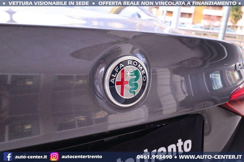 Alfa Romeo Giulia 2.0 Turbo 200CV AT8 Super