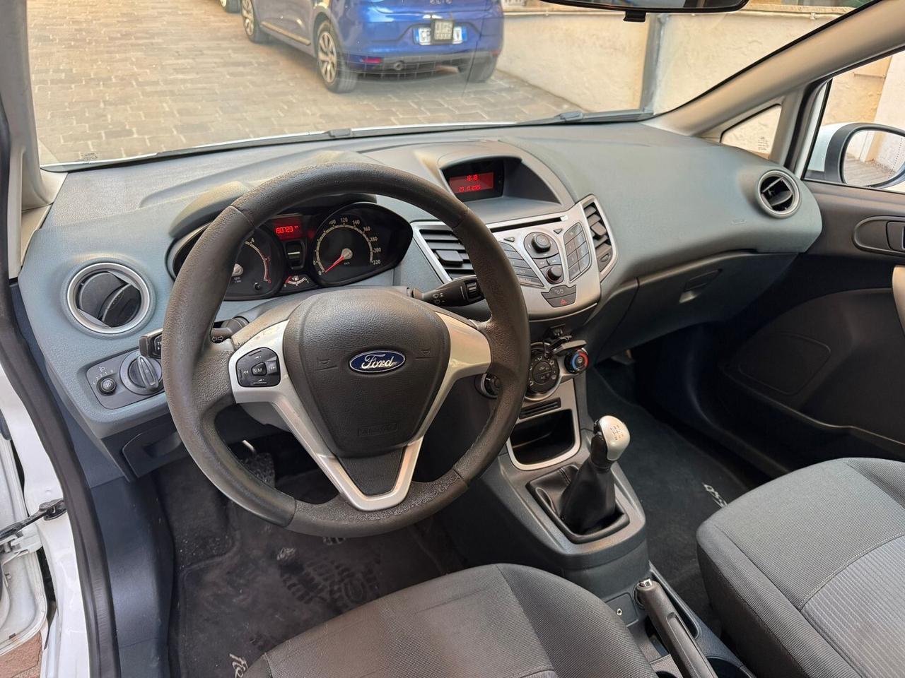 FORD Fiesta 1.4 TDCi 70CV 3 porte Titanium