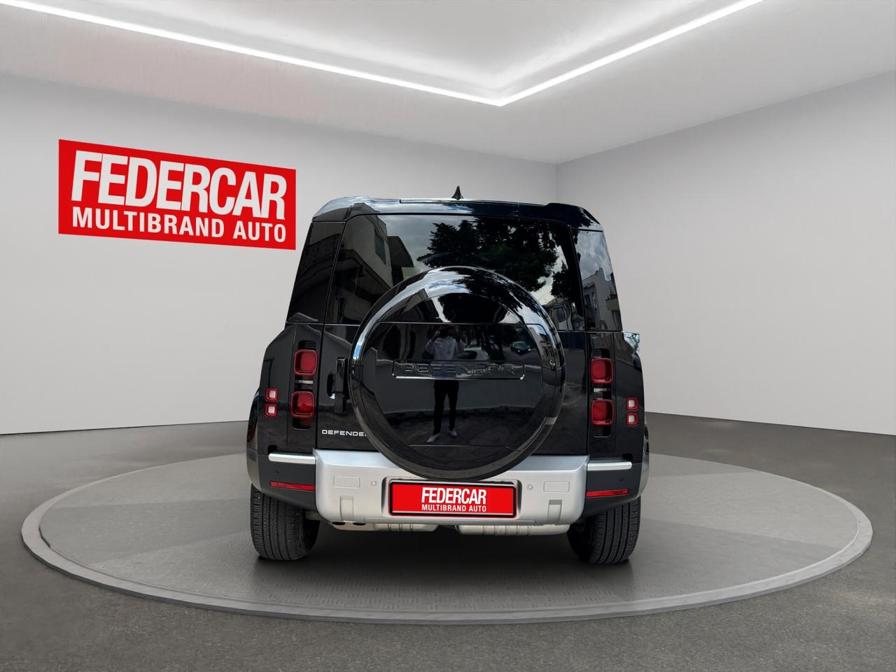 Land Rover Defender 110 3.0D I6 200 CV AWD Auto X-Dynamic SE