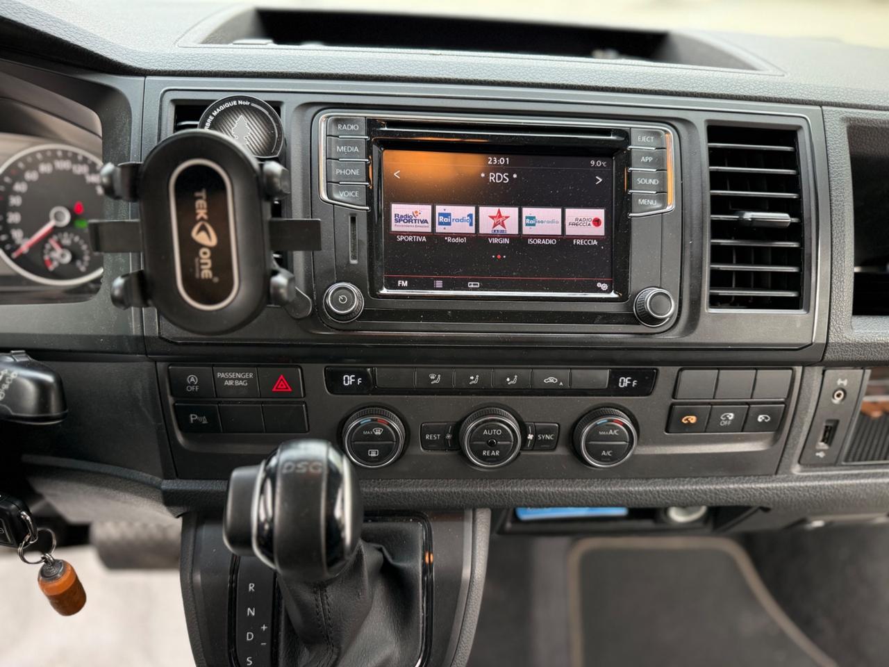 Volkswagen Caravelle 2.0 TDI 150CV DSG PL 9 POSTI