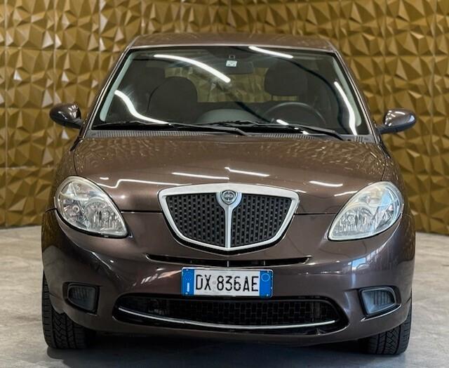 Lancia Ypsilon 1.2 Argento