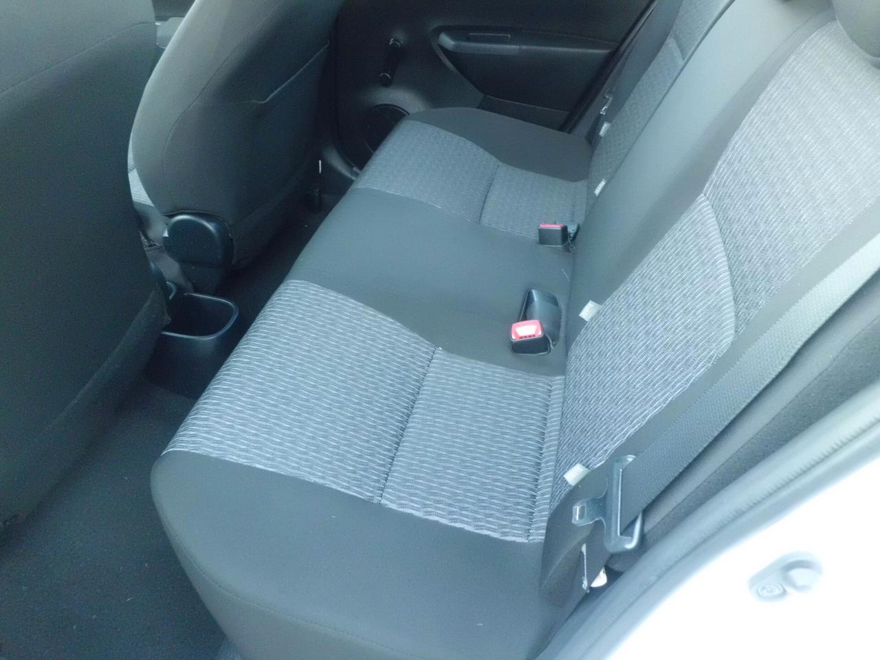 Toyota Yaris 1.4 D-4D 5 porte Lounge DISPONIBILITA' DI 1 PEZZO IBRIDO BENZINA AUTOMATICO FULL OPTIONAL