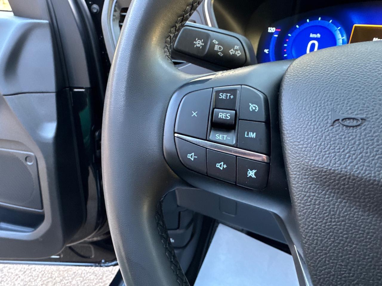 Ford Kuga 1.5 EcoBlue 120 CV aut. 2WD Titanium Business