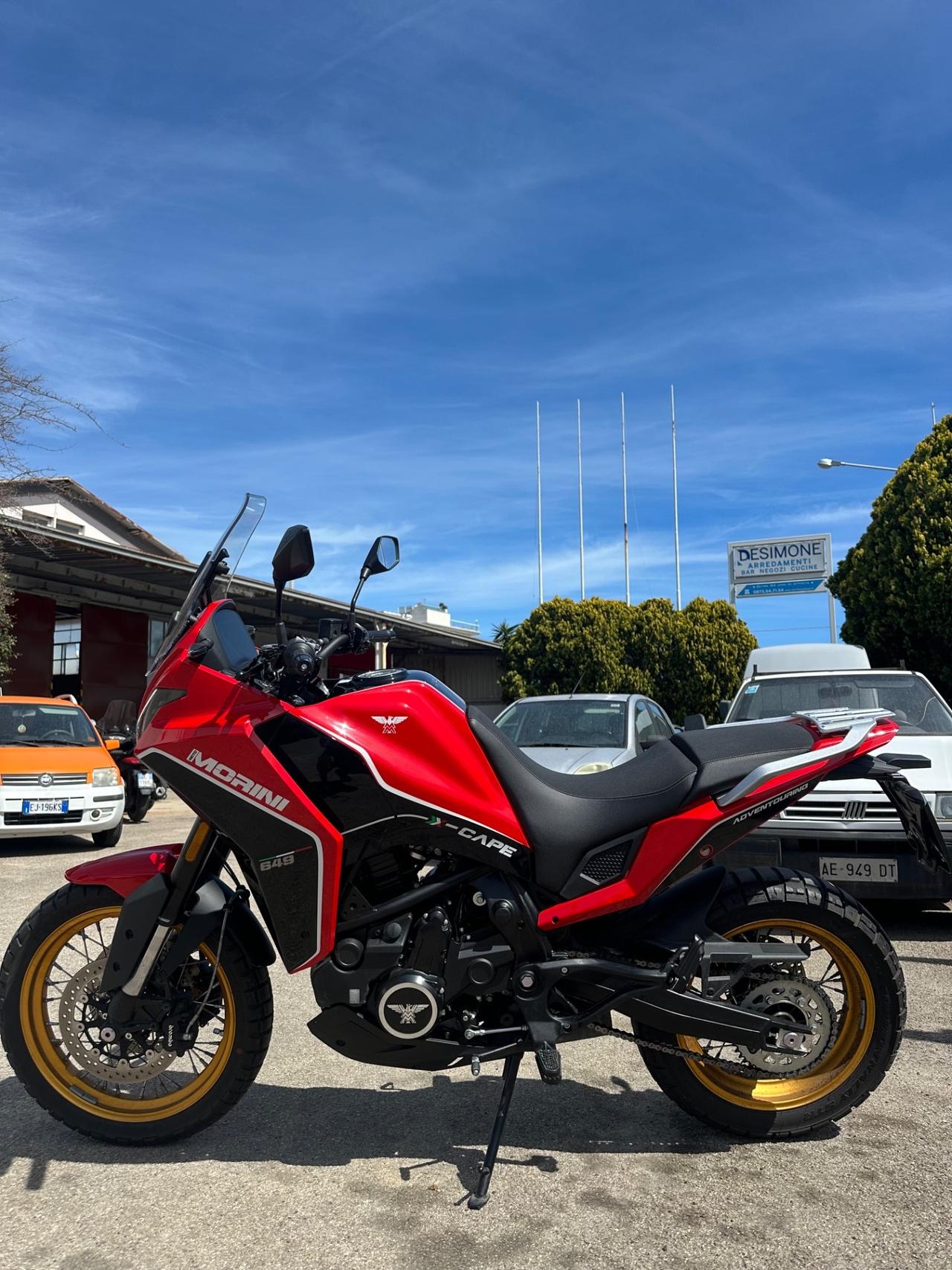 MOTO MORINI XCAPE 649