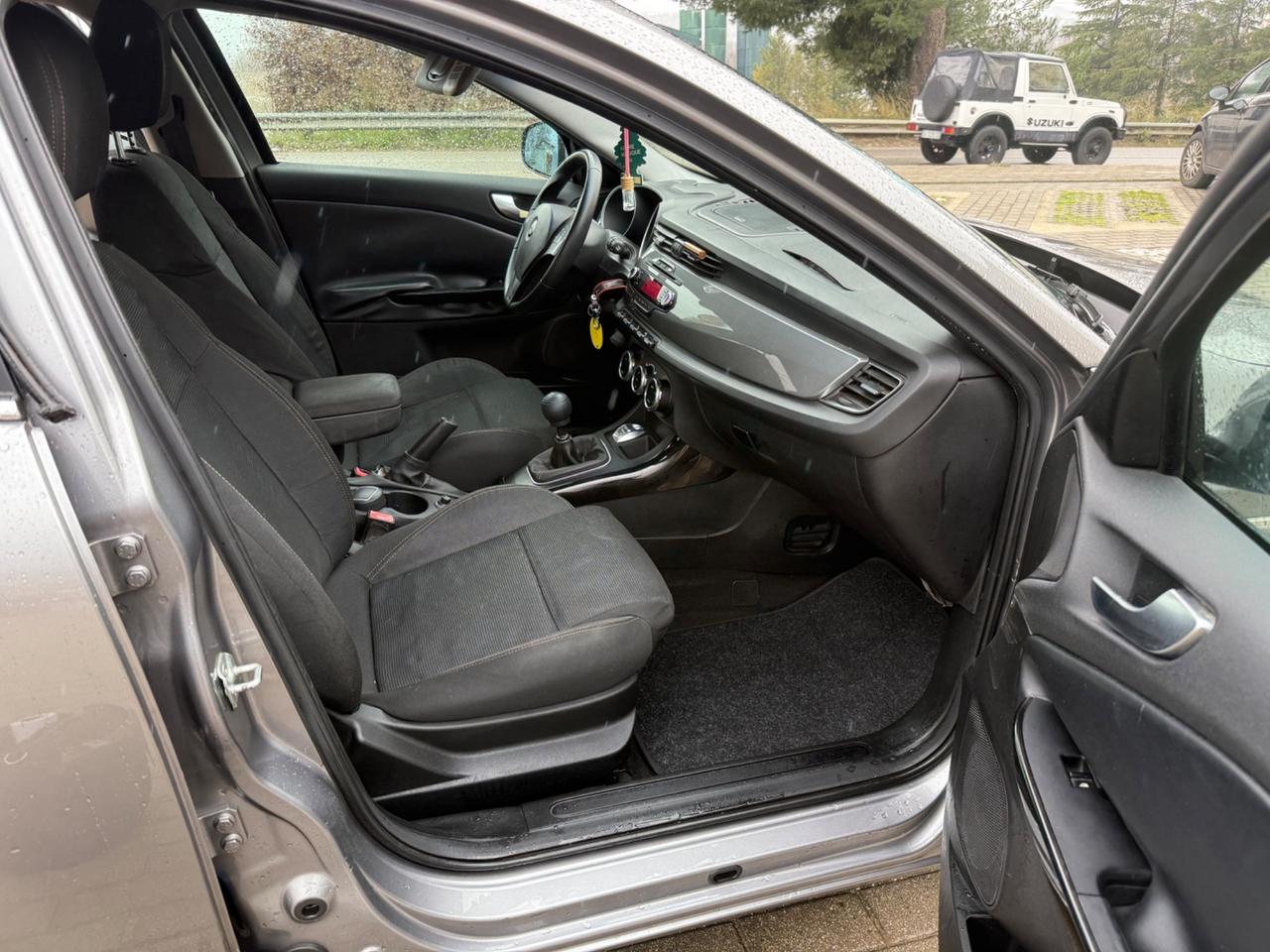 Alfa Romeo Giulietta 1.6 JTDm-2 105 CV Exclusive