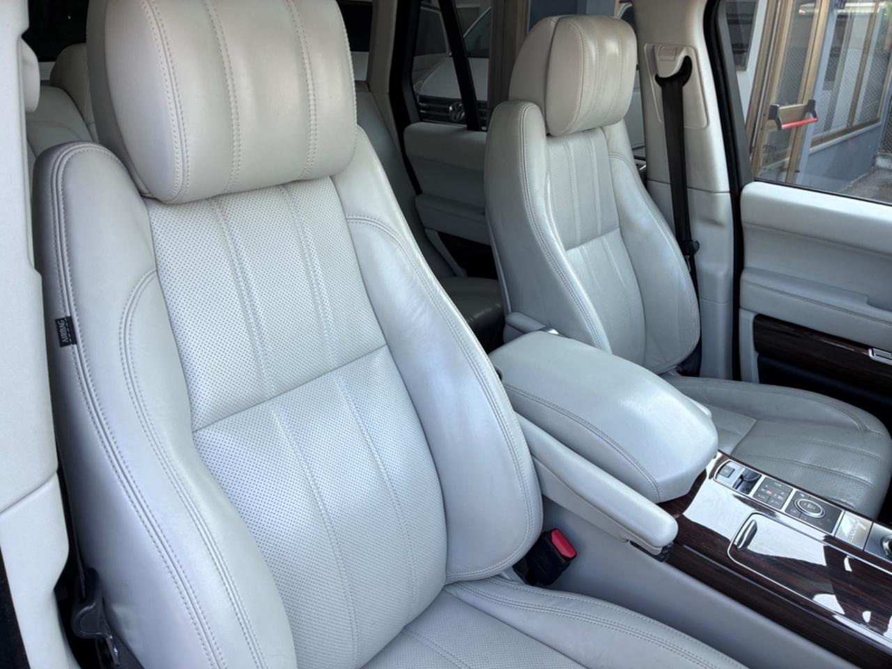 Land Rover Range 3.0 TDV6 Autobiography