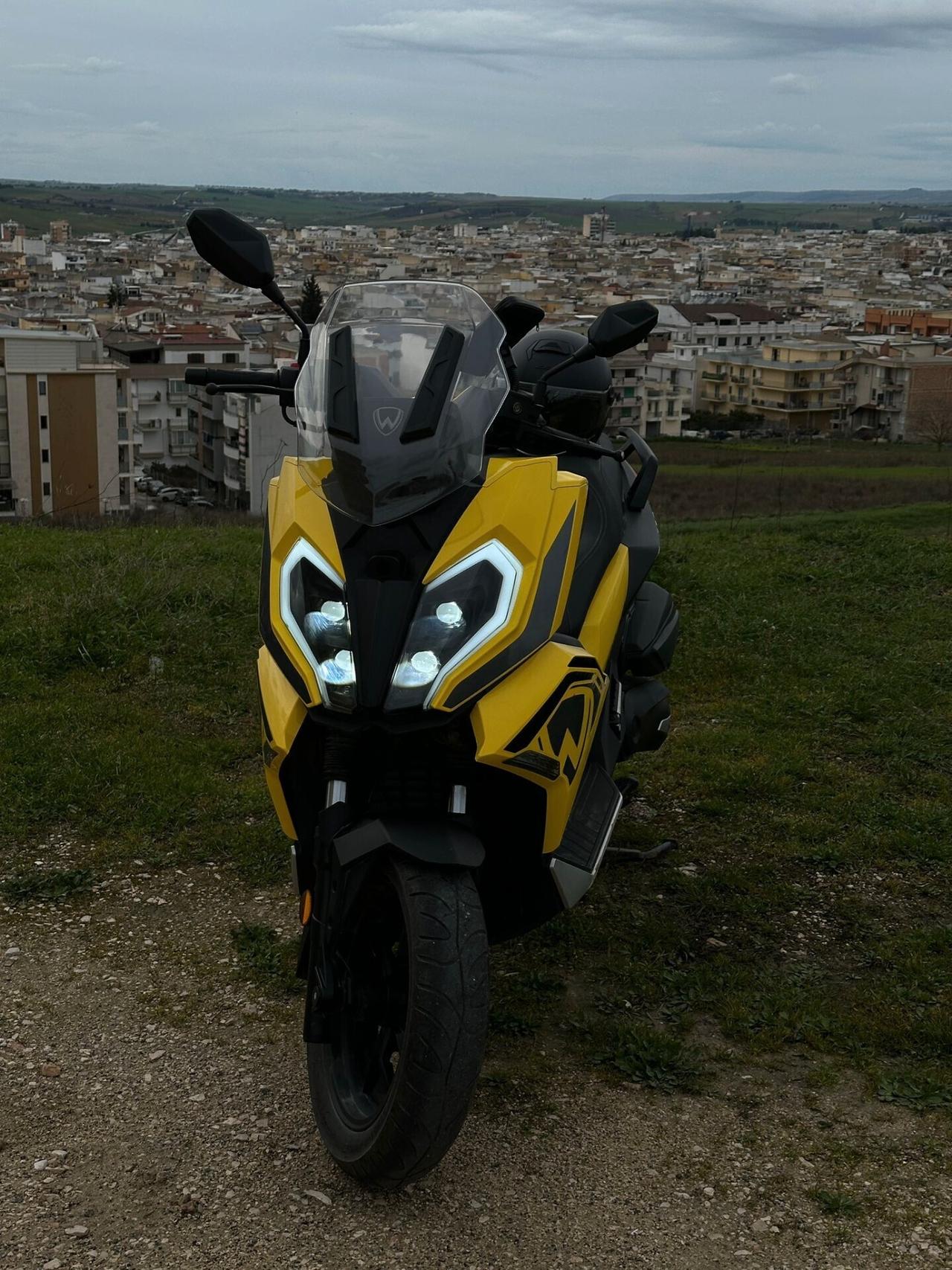 Wottan Motor Storm-V 125** GARANZIA 2 ANNI**