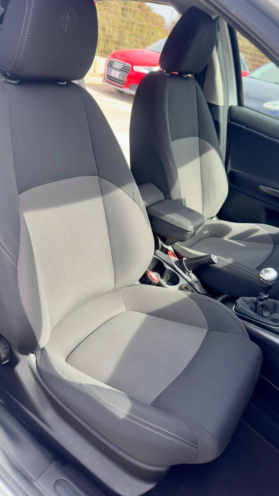 Alfa Romeo Giulietta 1.6 JTDm-2 105 CV Distinctive