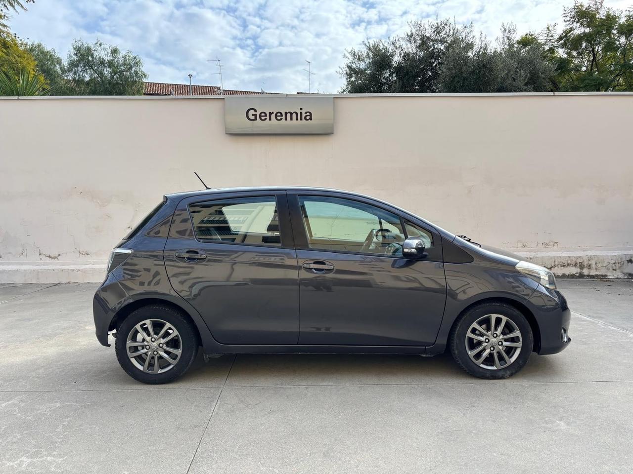 Toyota Yaris 1.4 D-4D 5 porte Active
