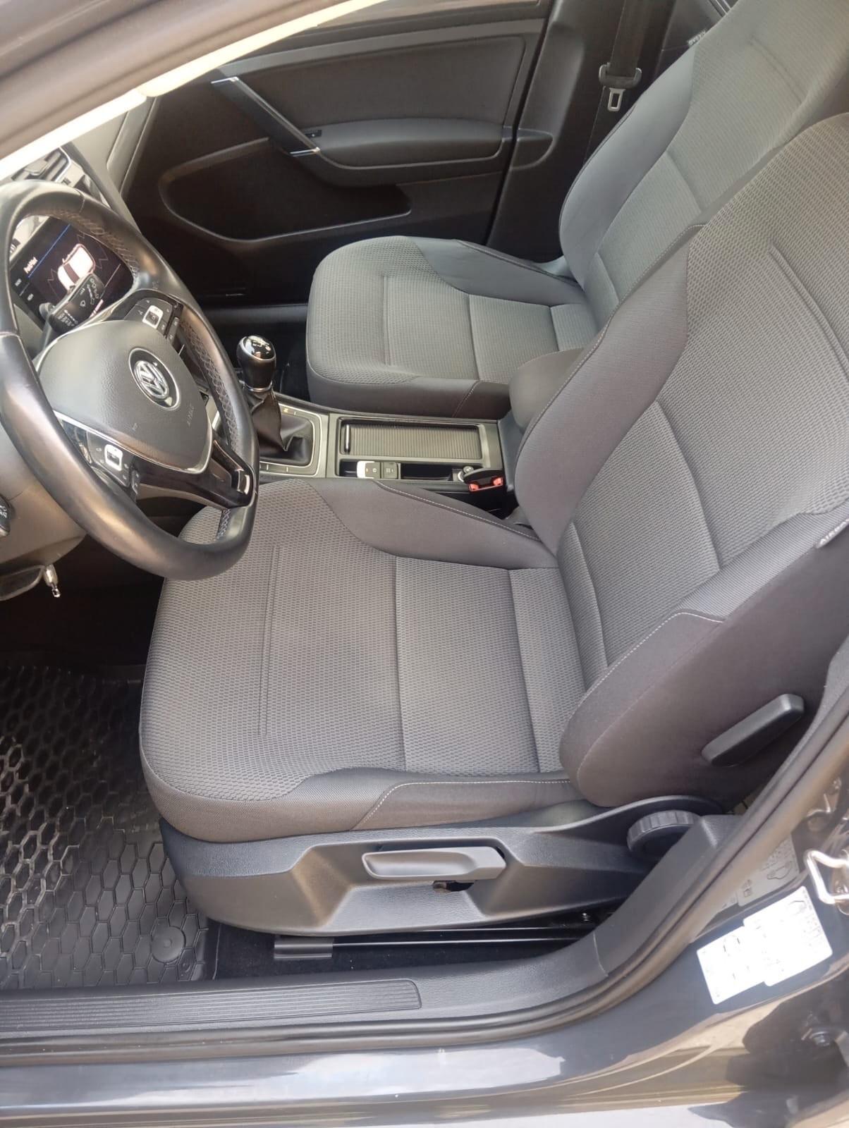 Volkswagen Golf 1.6 TDI 115 CV 5p. Executive BlueMotion Technology
